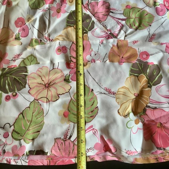 Casual Studio Top and Skirt set = "Dress" - Picture 10 of 11